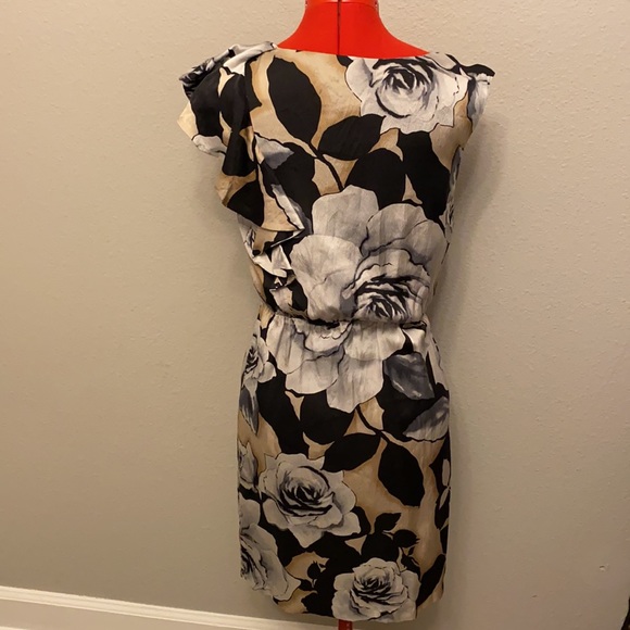 WHBM Silk Floral Ruffled Dress - 0 - Picture 4 of 6
